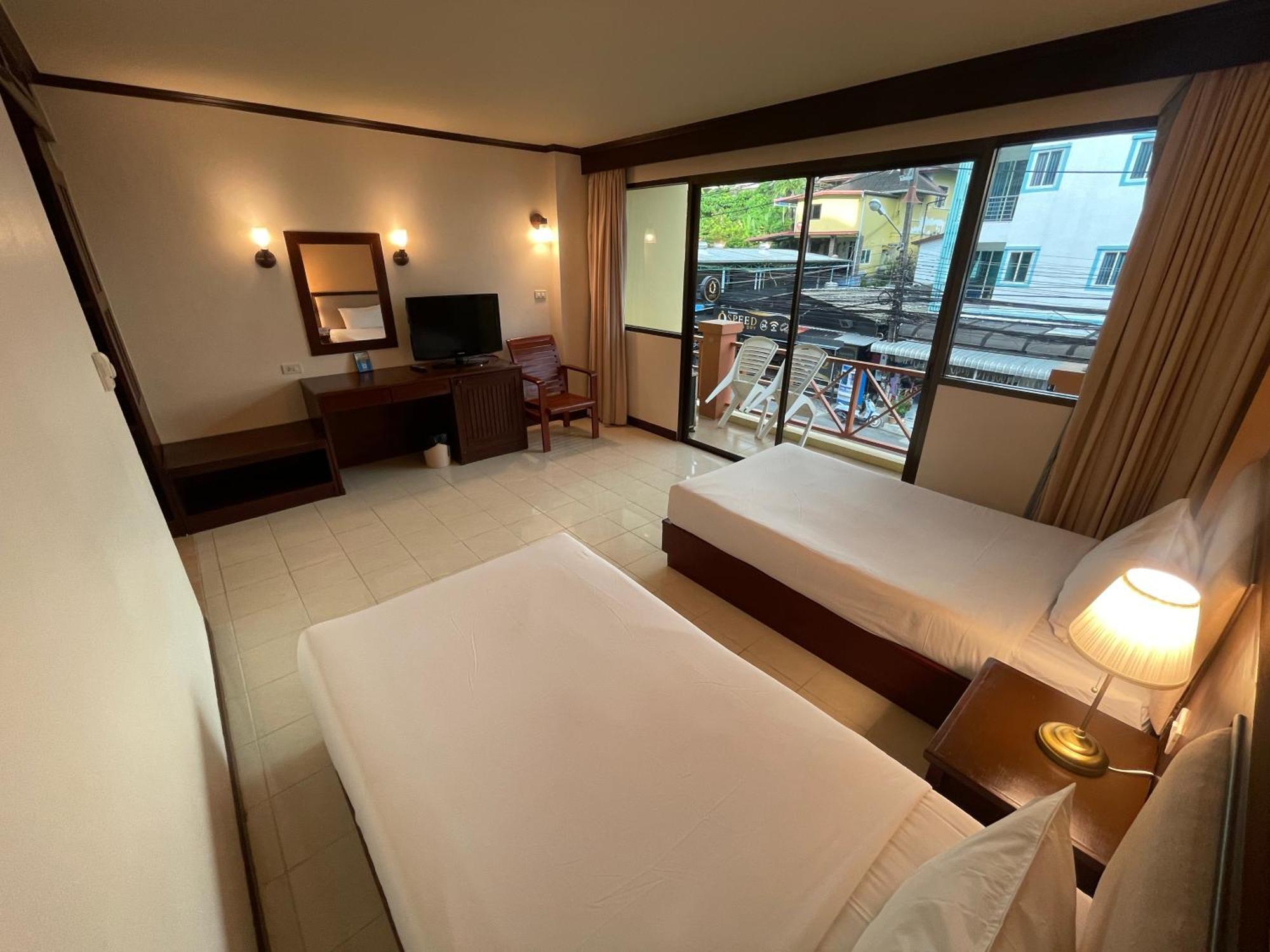 Bauman Ville Hotel Phuket Exterior photo